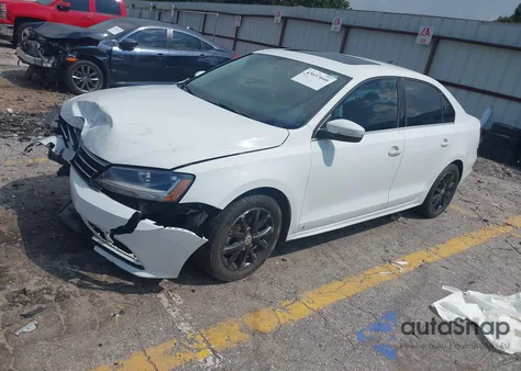 2017 Volkswagen Jetta 1.4T Se z USA, uszkodzony, nr VIN 3VWDB7AJXHM256857